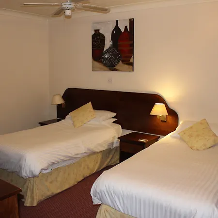 Oliver Twist Country Inn-3