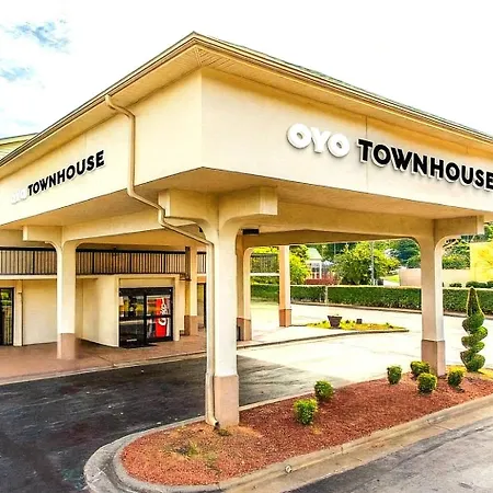 Townhouse Winston Salem - University-3