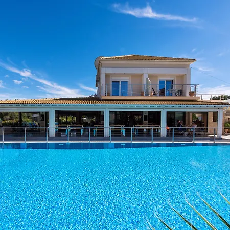 Kavos Plaza Hotel-2