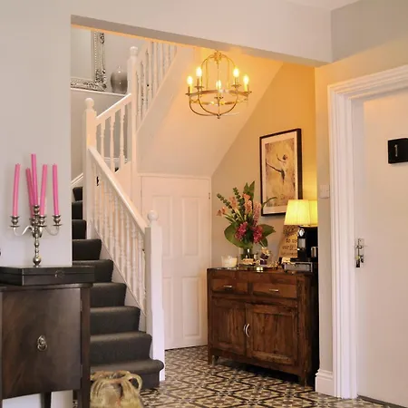 Skyline Guesthouse Newquay-2