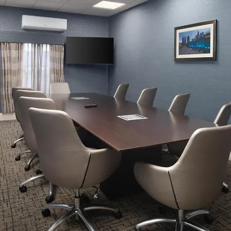 Hampton Inn & Suites Concord-Charlotte-2