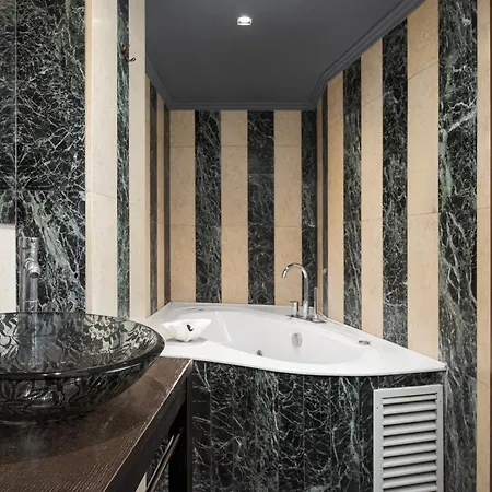 Civitas Suites Hotel-3