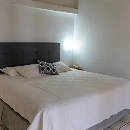 La Concha Beach Hotel & Club-3