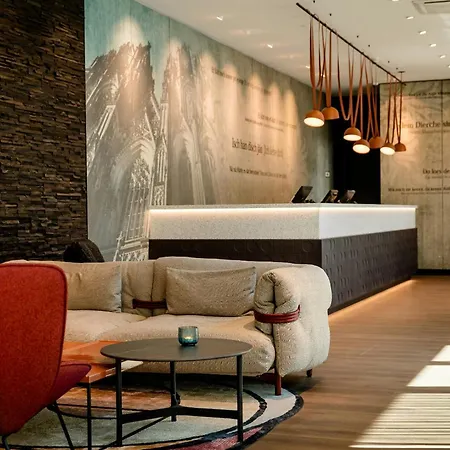 Motel One Koeln-Mediapark-3