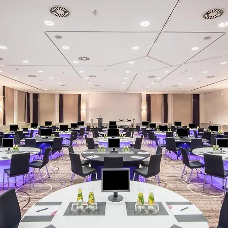 Crowne Plaza Berlin City Centre Ku'Damm By Ihg-3