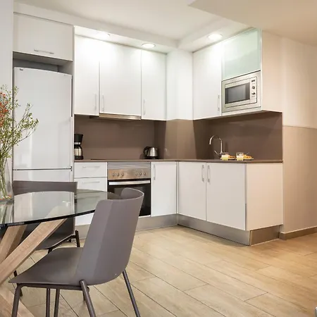 Feelathome Plaza Apartments-3