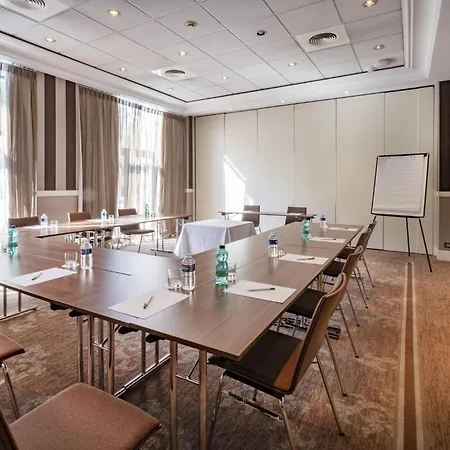 Holiday Inn Nice By Ihg-2