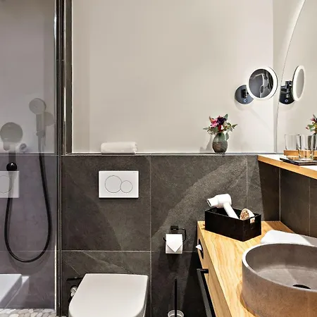 Alpen Hotel München-2