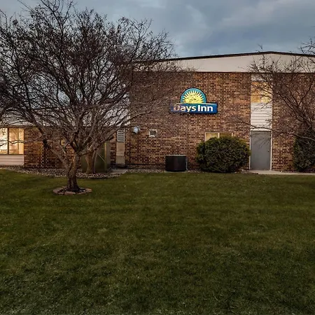 Days Inn By Wyndham Fond Du Lac-3