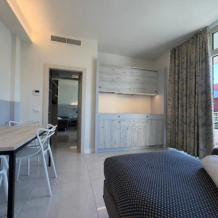 Hotel Residence Holiday-3