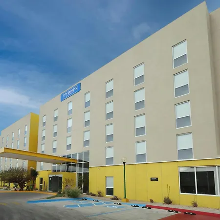 City Express By Marriott La Paz-3