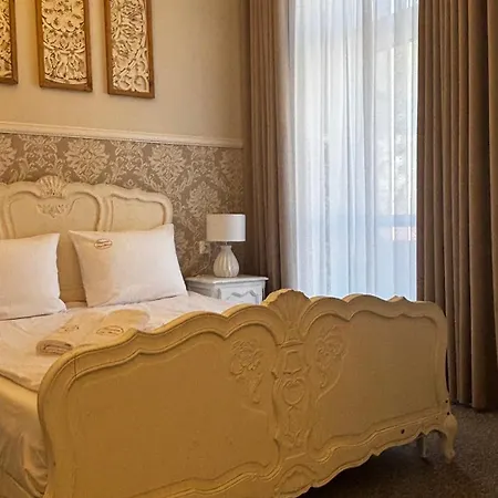 Premium - Bed & Breakfast-3