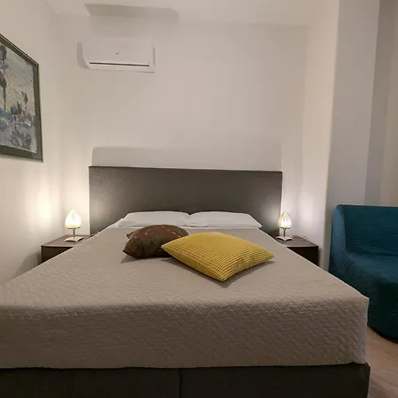 Napoli City Inn-3