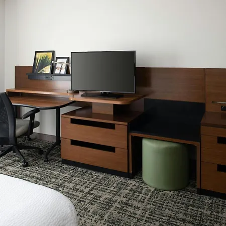 Fairfield Inn & Suites By Marriott Tampa Westshore/Airport-2