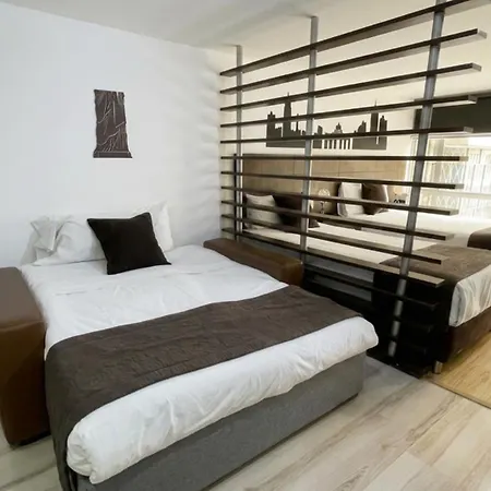 Apartamentos Regency La Feria-2