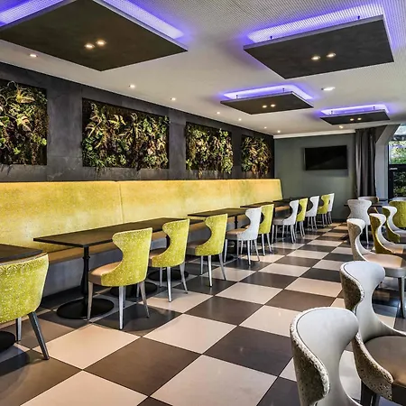 Novotel Orléans Saint Jean de Braye-3