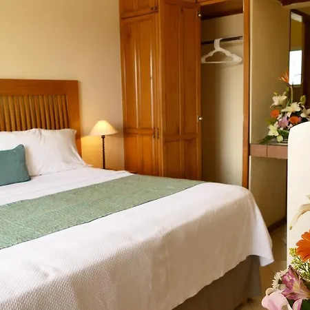 El Ameyal Hotel And Family Suites-3