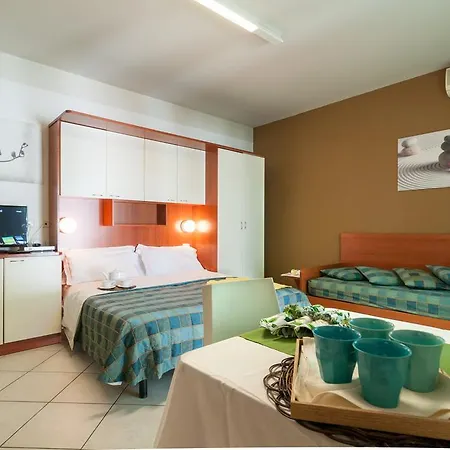 Riviera Residence-3