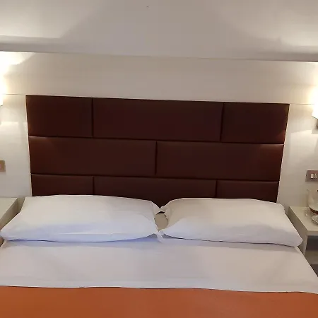 Hotel Elite-2