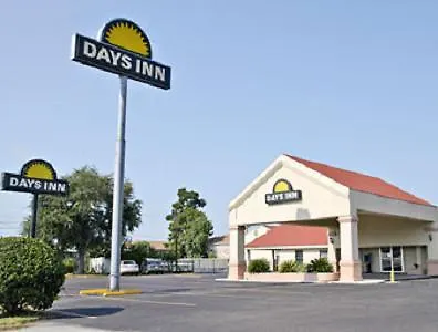 Americas Best Value Inn-3