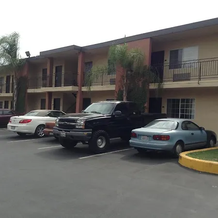 American Inn & Suites-2