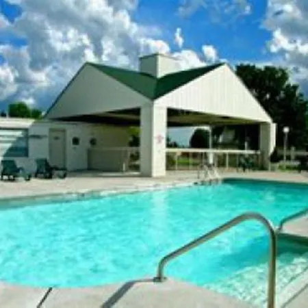 Moberly Inn & Suites-2