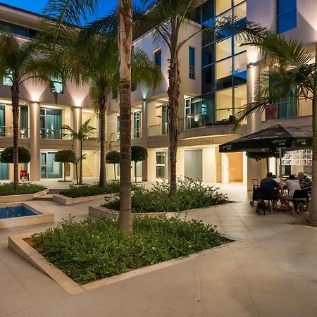 Trianon Luxury Apartments & Suites-2