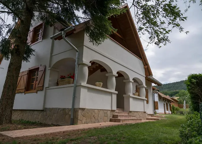Hajnalka Apartment