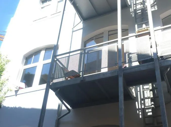 Ferienwohnung Mittendrin -Balkon-
