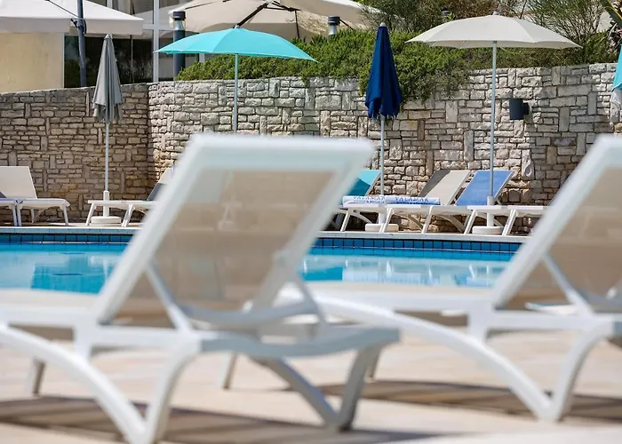 Miramar Sunny Hotel By Valamar