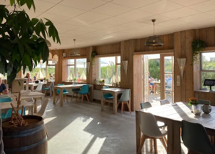 Strandhotel Om De Noord