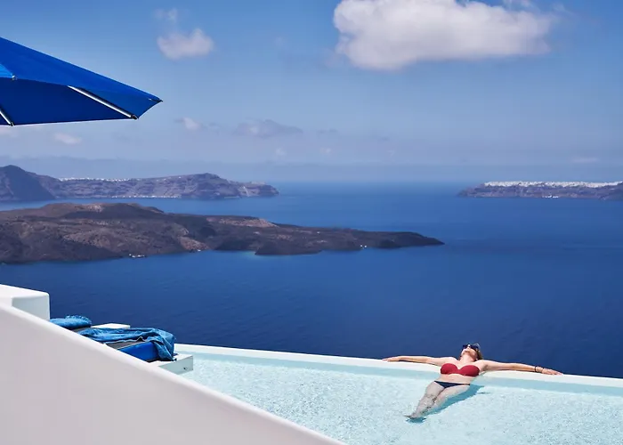 Alti Santorini Luxury Suites (Adults Only)
