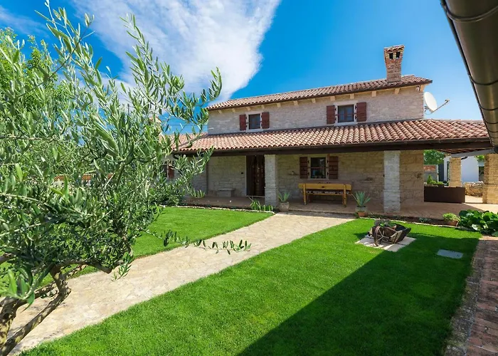 Holiday Home Bozac By Interhome
