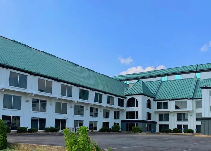 Days Inn By Wyndham Niagara Falls Centre St By The Falls