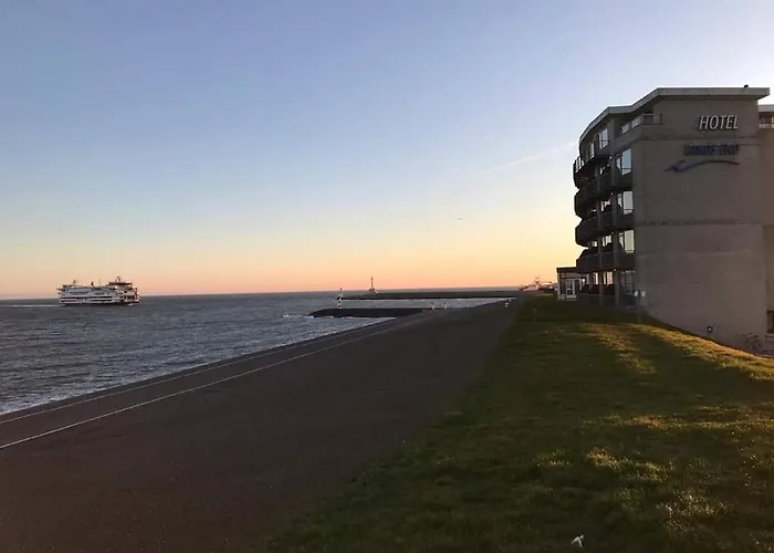 Hotel Lands End