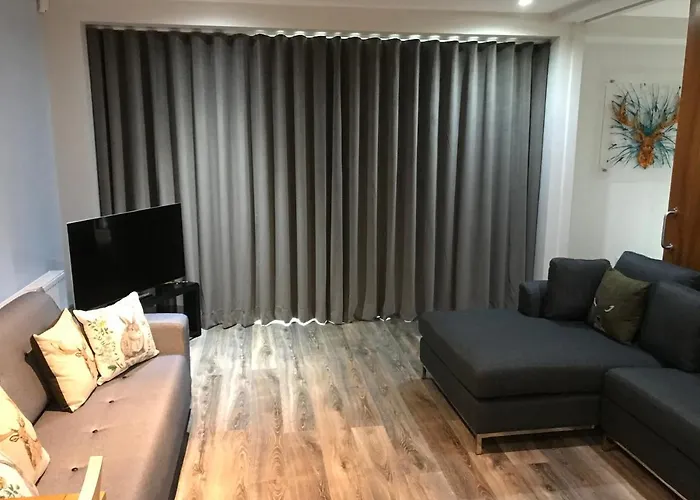 Riverside West End Apartment