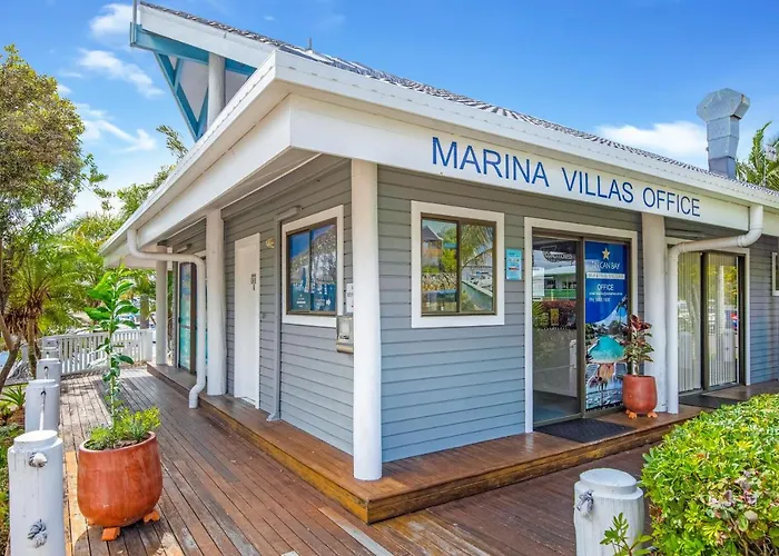 Tin Can Bay Marina Villas