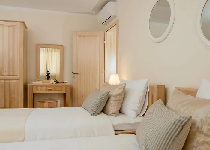 Villa Sun Palace With Luxury 5 Bedroom Villa And Amazing Panoramic Sea Views