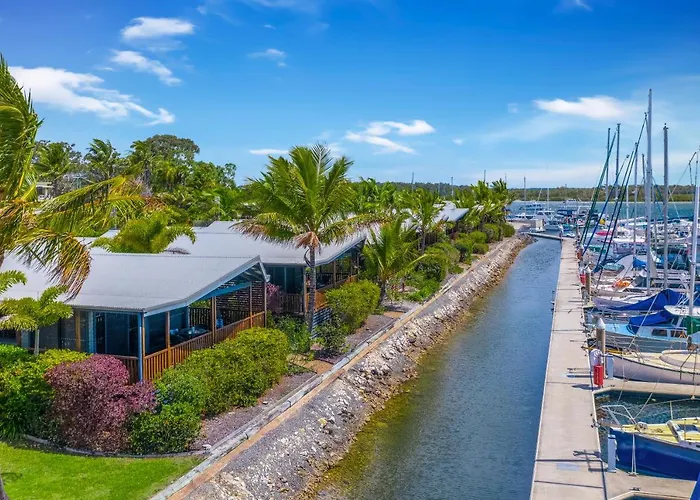 Tin Can Bay Marina Villas