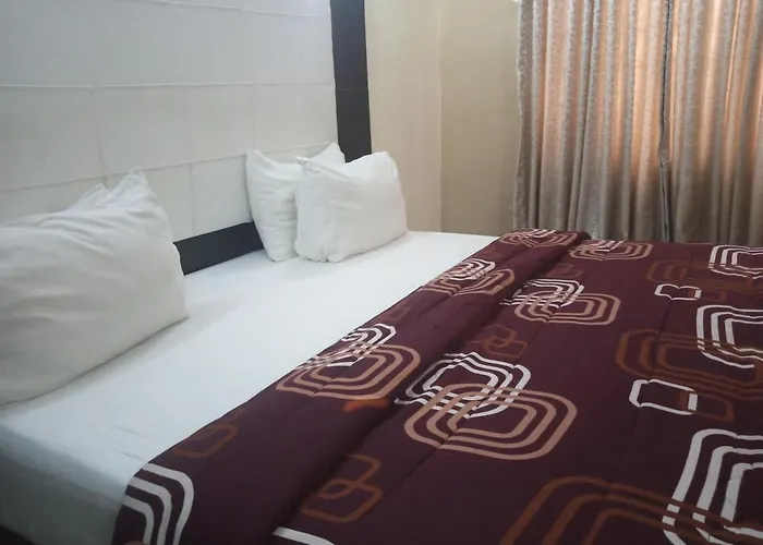 Alluring View Hotel - Toyin Sreet