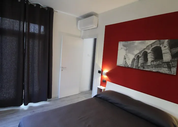 Villa Lori Apartments Garden And Beach