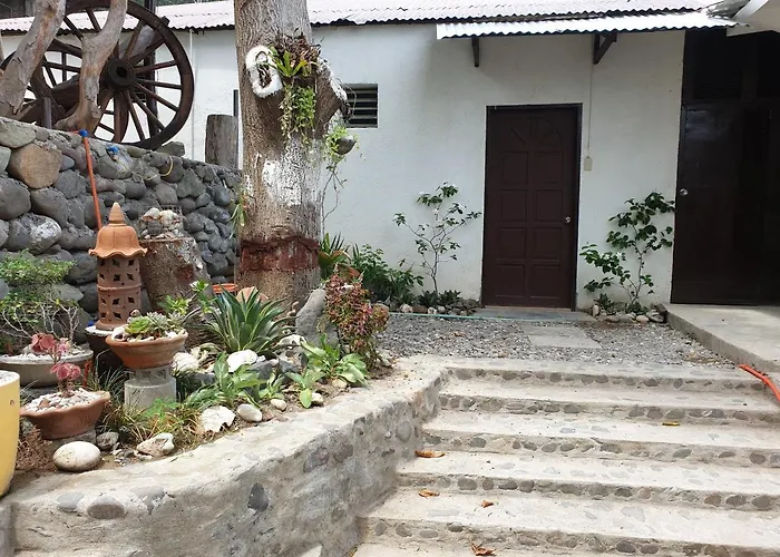 Raya Del Sol Dive Resort