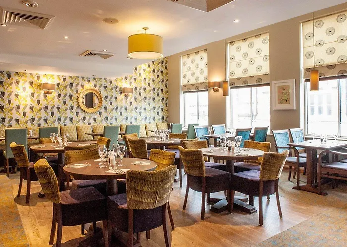 Premier Inn Swansea City Centre