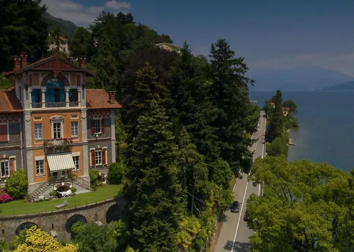 Villa Selva Luxury Lakeview Apartment