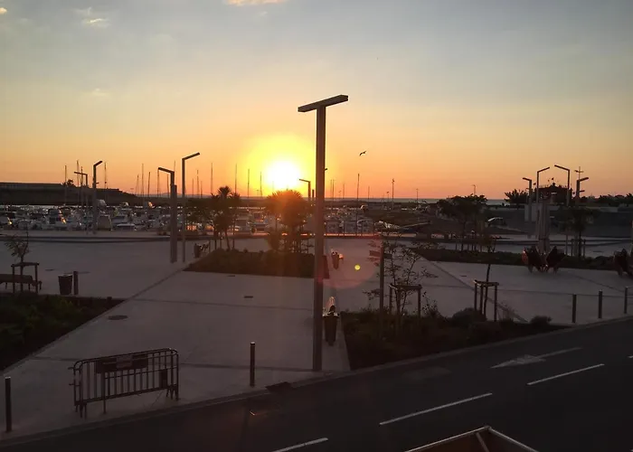 Studio Vue Port Et Mer