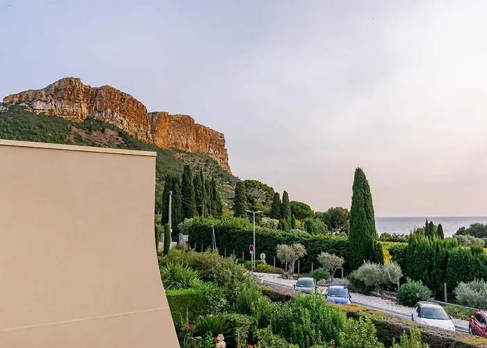 Le Grand Large Par Dodo A Cassis