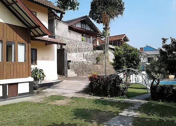 Villa Tunas Alam Mutiara