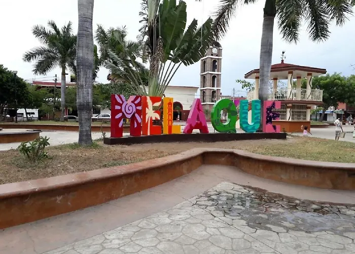 Hotel & Suites Vayor