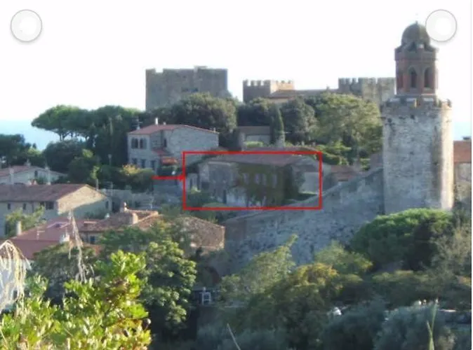 Casale Nel Borgo