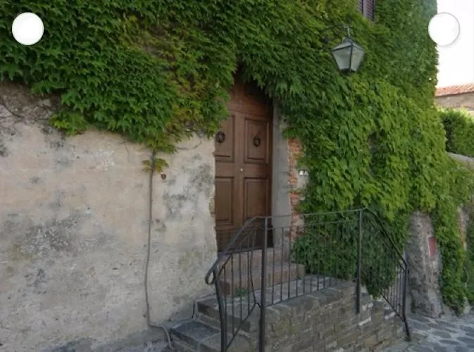 Casale Nel Borgo